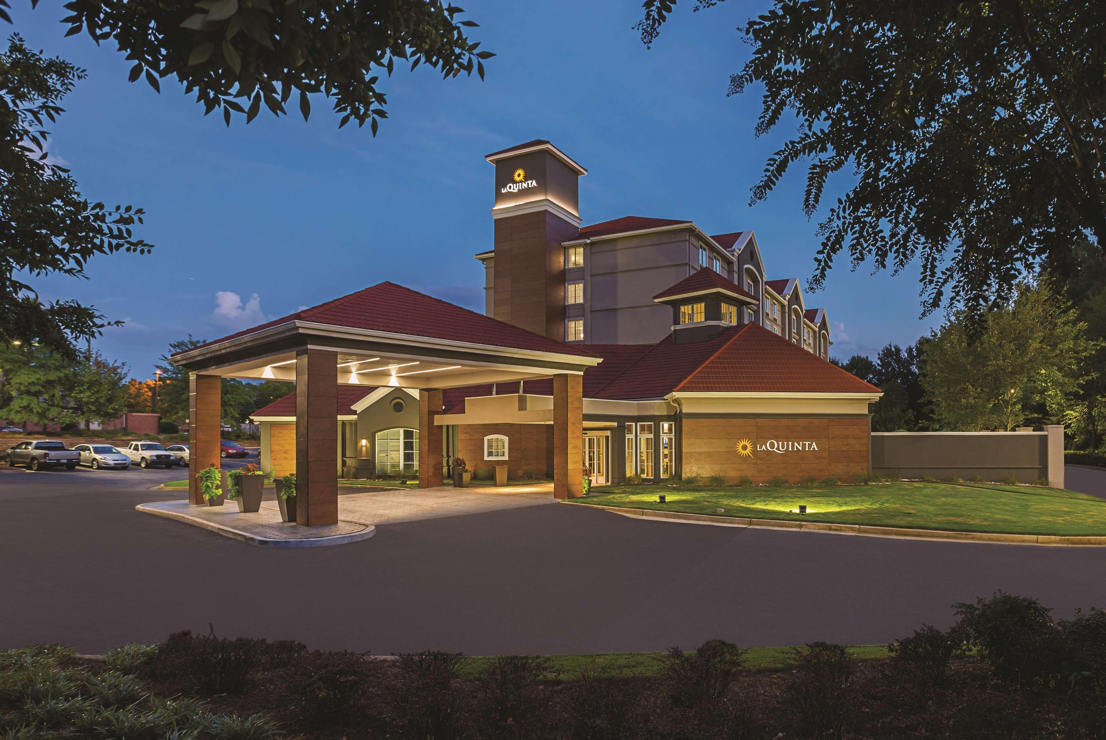 La Quinta By Wyndham Atlanta Alpharetta Hotel Exterior foto